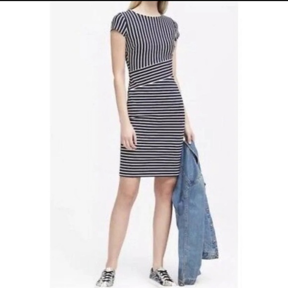Banana Republic  Short Sleeve Sheath Petite Stripe Dress - Picture 1 of 10